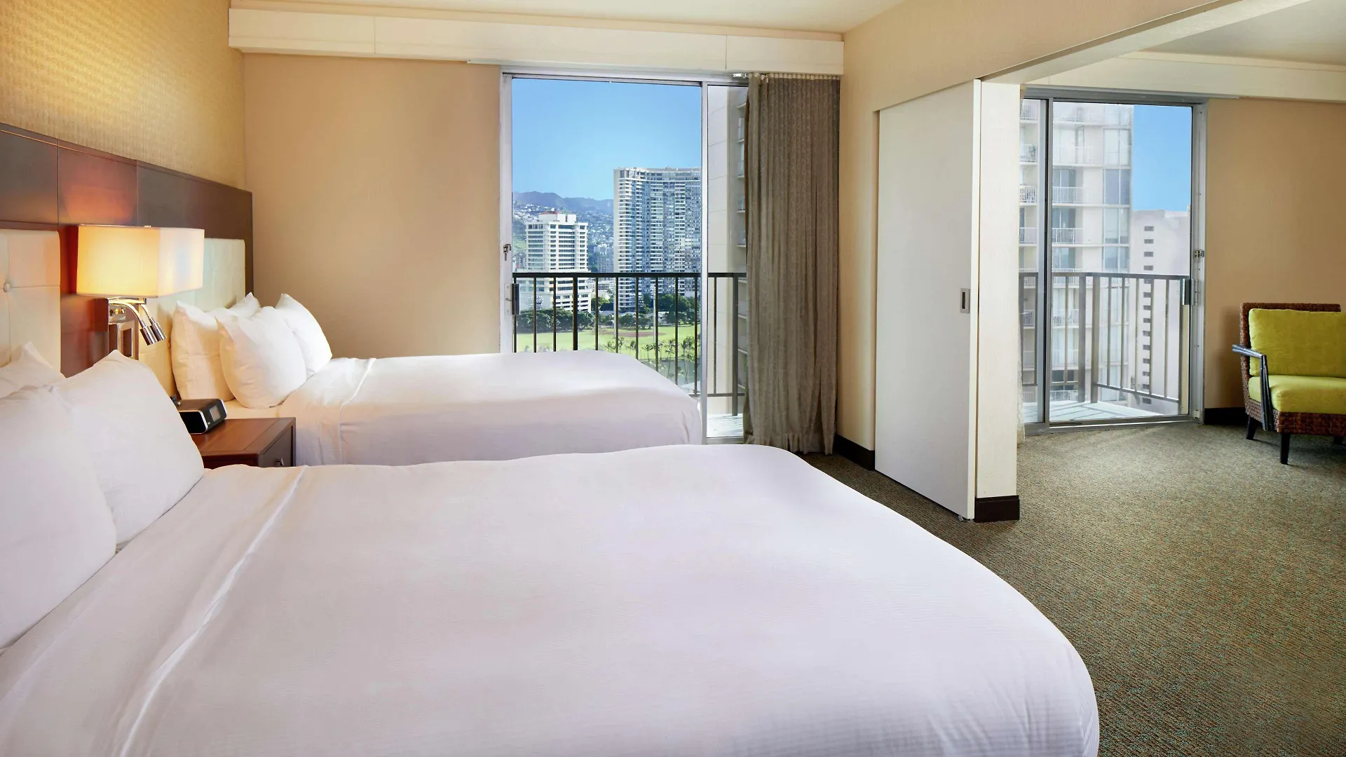 *** Resort Holiday Inn Express Waikiki By Ihg Honolulu United States