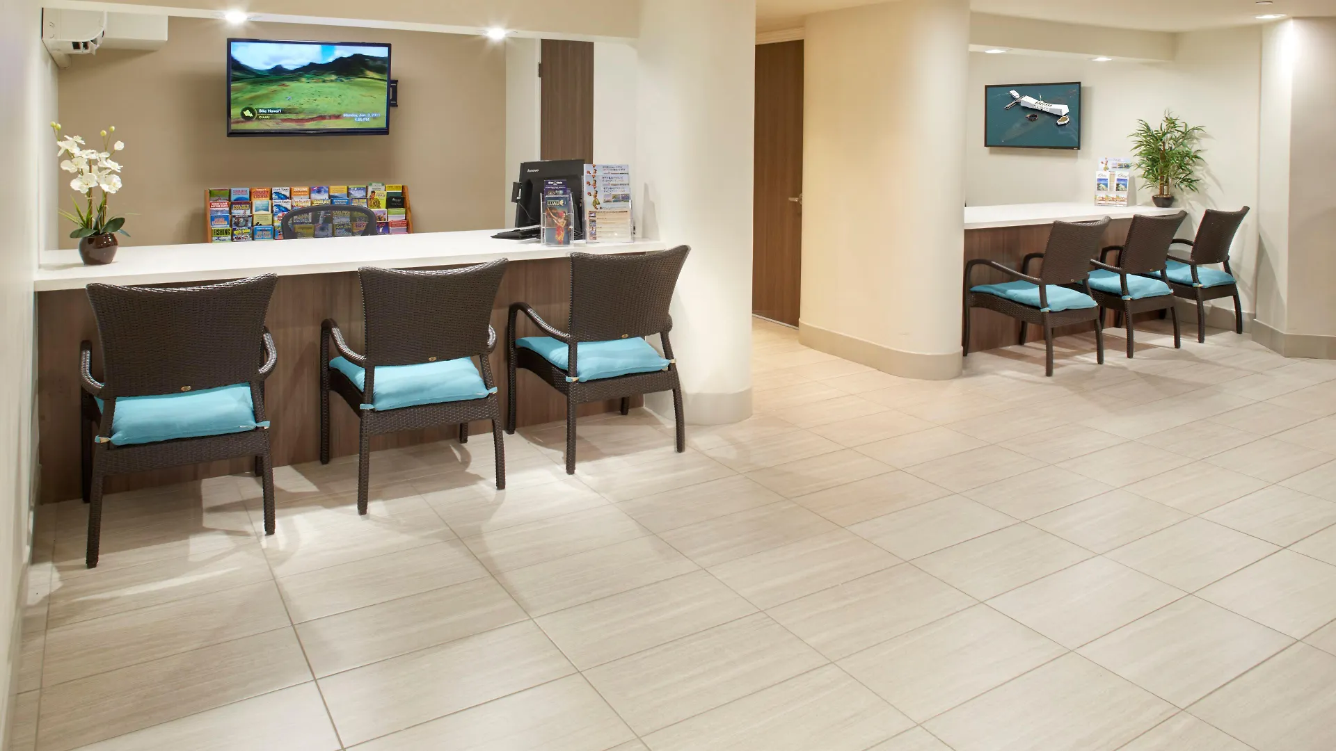 *** Resort Holiday Inn Express Waikiki By Ihg Honolulu United States