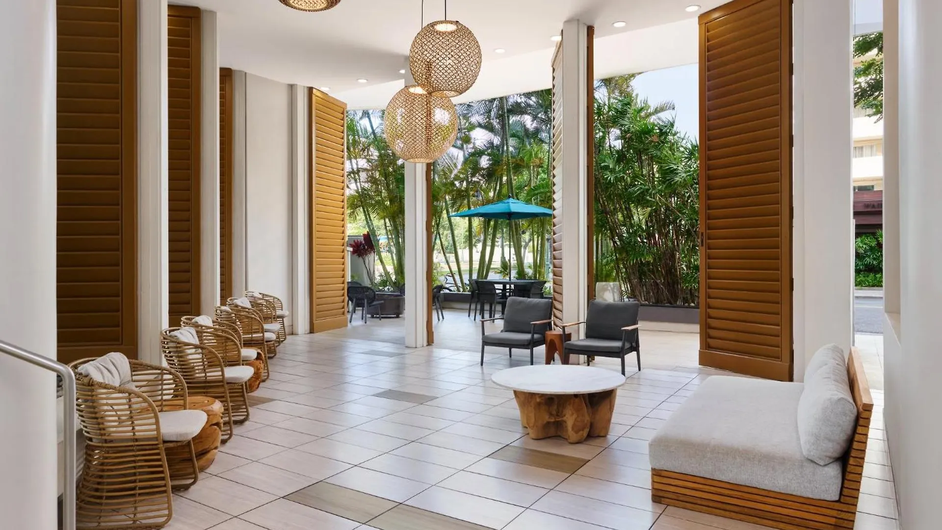 *** Resort Holiday Inn Express Waikiki By Ihg Honolulu United States