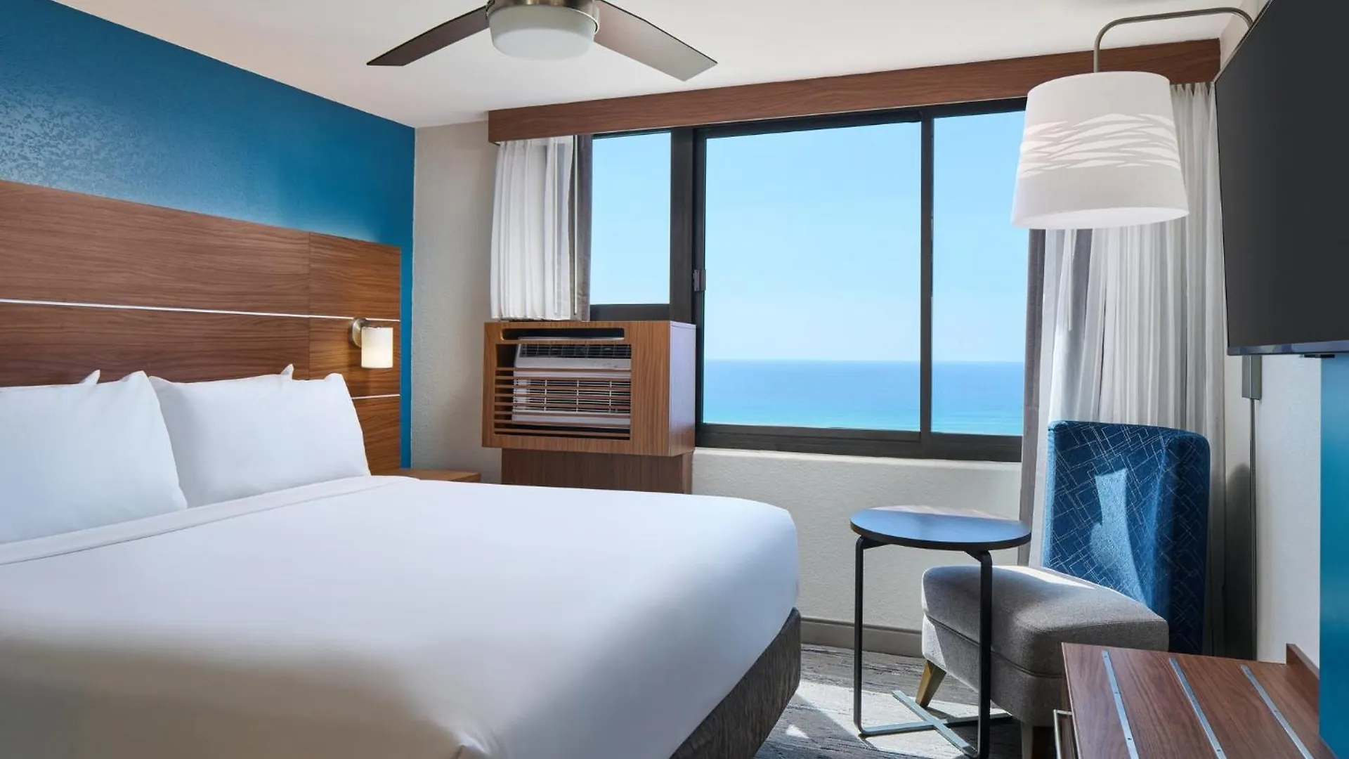 Holiday Inn Express Waikiki By Ihg Honolulu