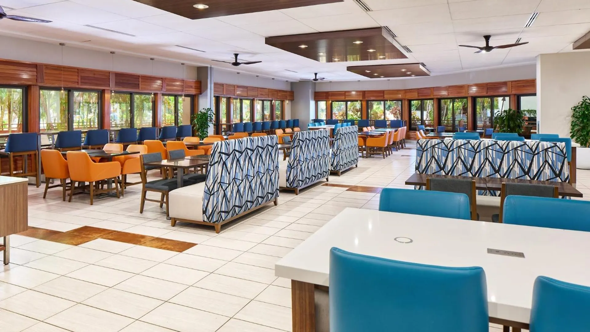 Resort Holiday Inn Express Waikiki By Ihg Honolulu