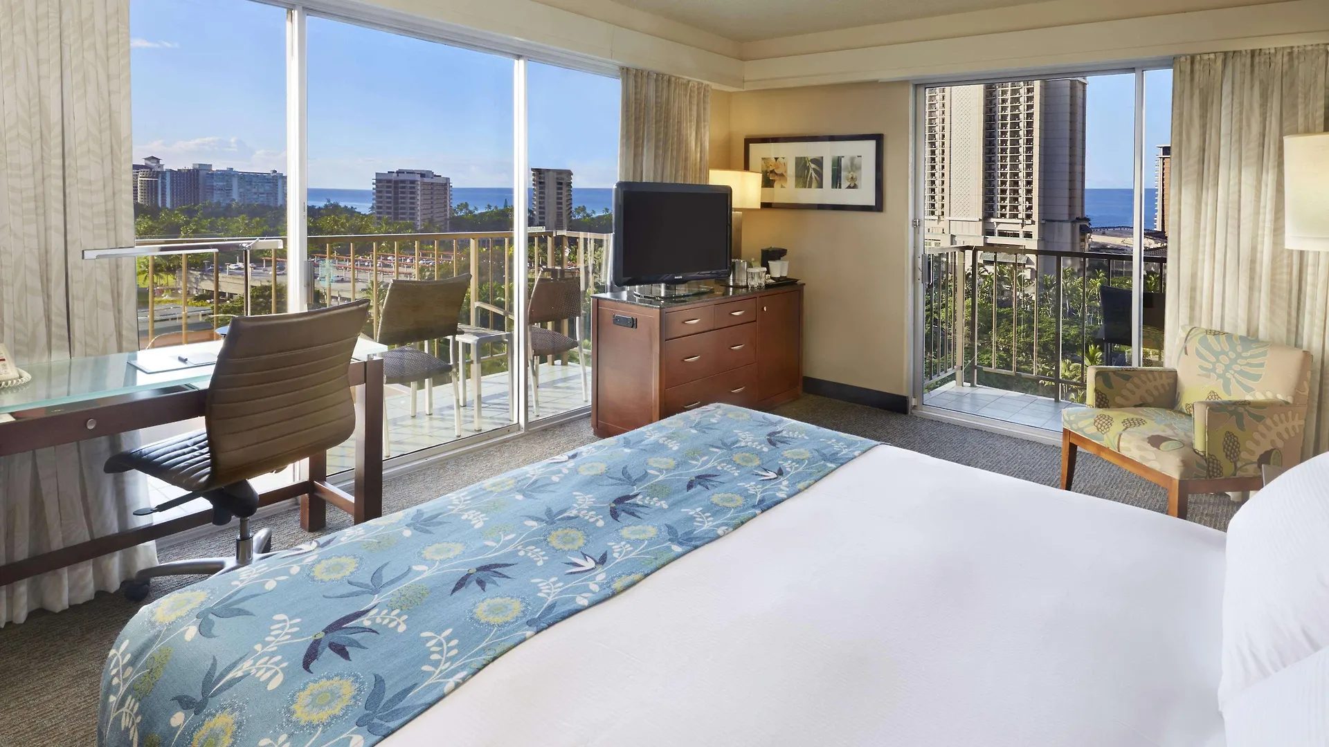 Holiday Inn Express Waikiki By Ihg Honolulu Resort